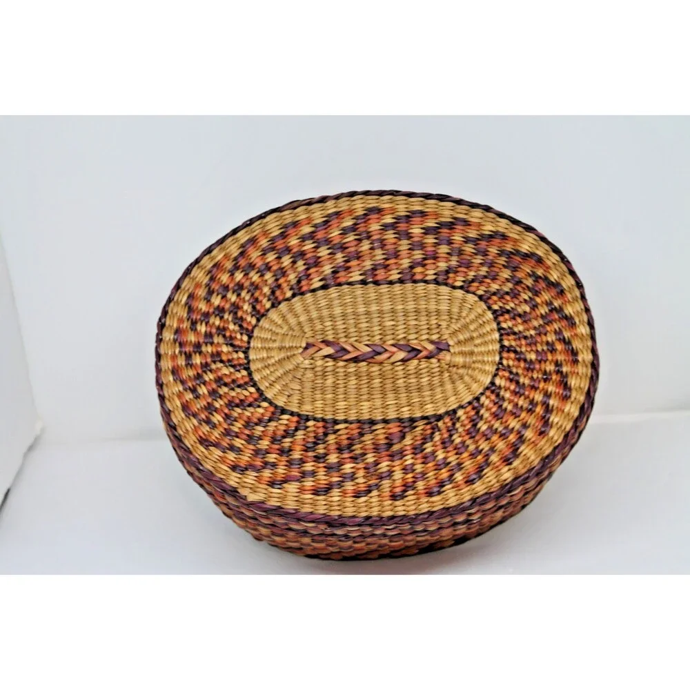 Sweetgrass Handmade Basket Small oval w/lid, 7.5